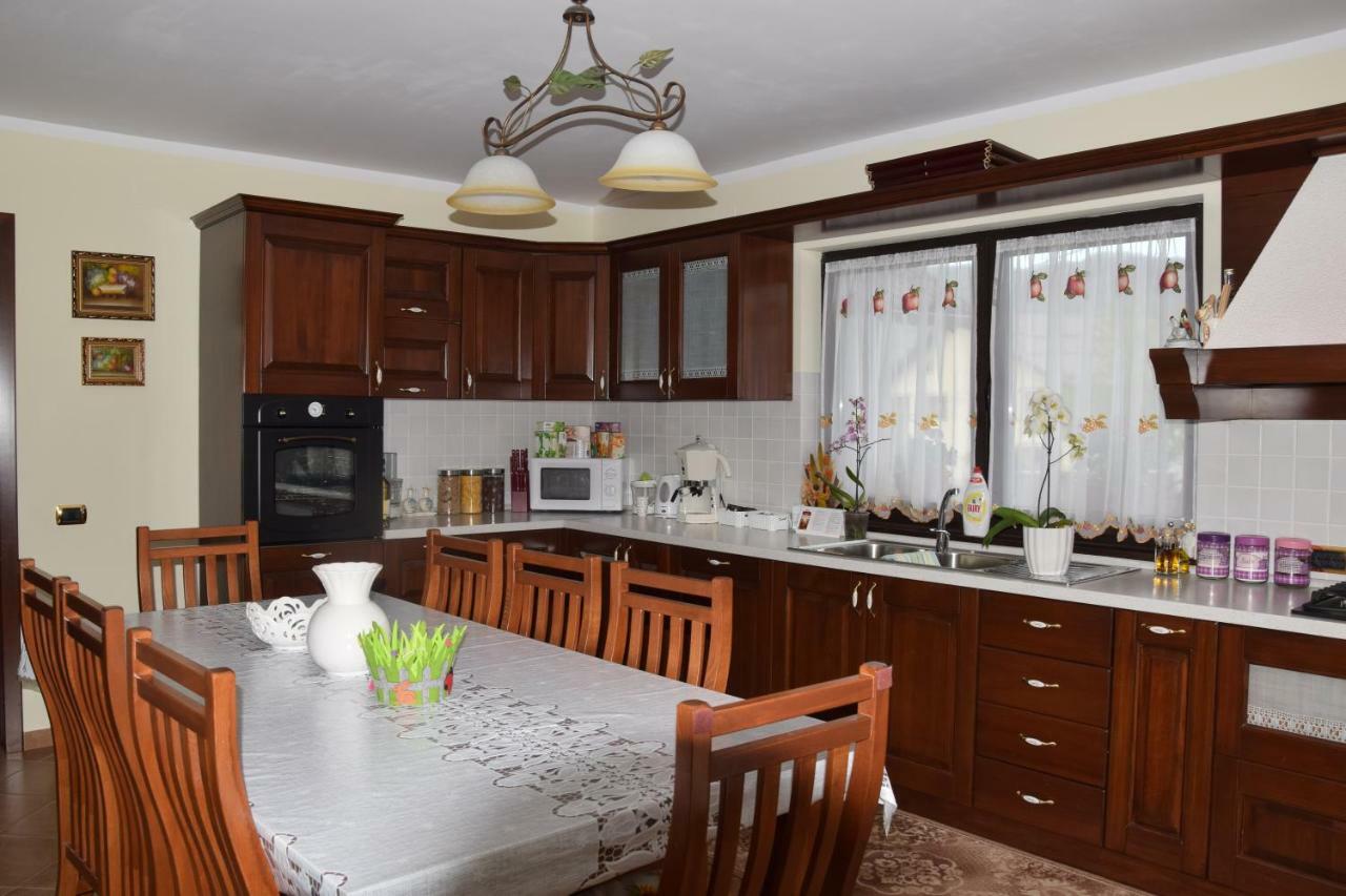 Pensiunea Select Curtea De Arges Bagian luar foto